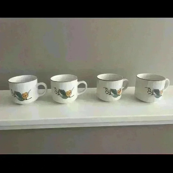 Beautiful vintage wood hill reversible mugs - Picture 1 of 4